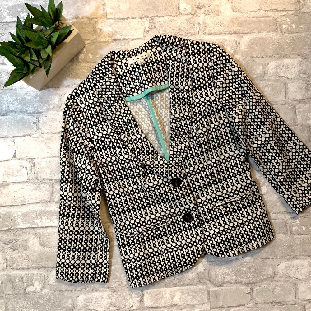 Cabi Black & White Blazer Sz 4